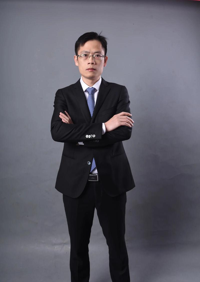 黄启仲音效设计与音乐总监